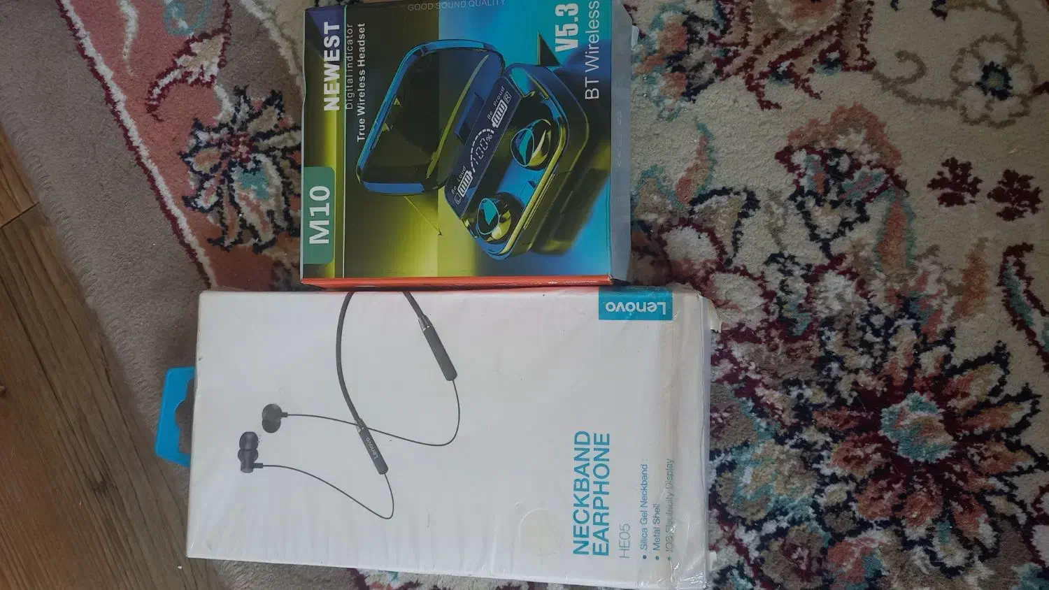 دو عدد ایرپاد بلوتوثی گردنی و گوشی|لوازم جانبی موبایل و تبلت|مشهد, هفت تیر (نه دره)|دیوار