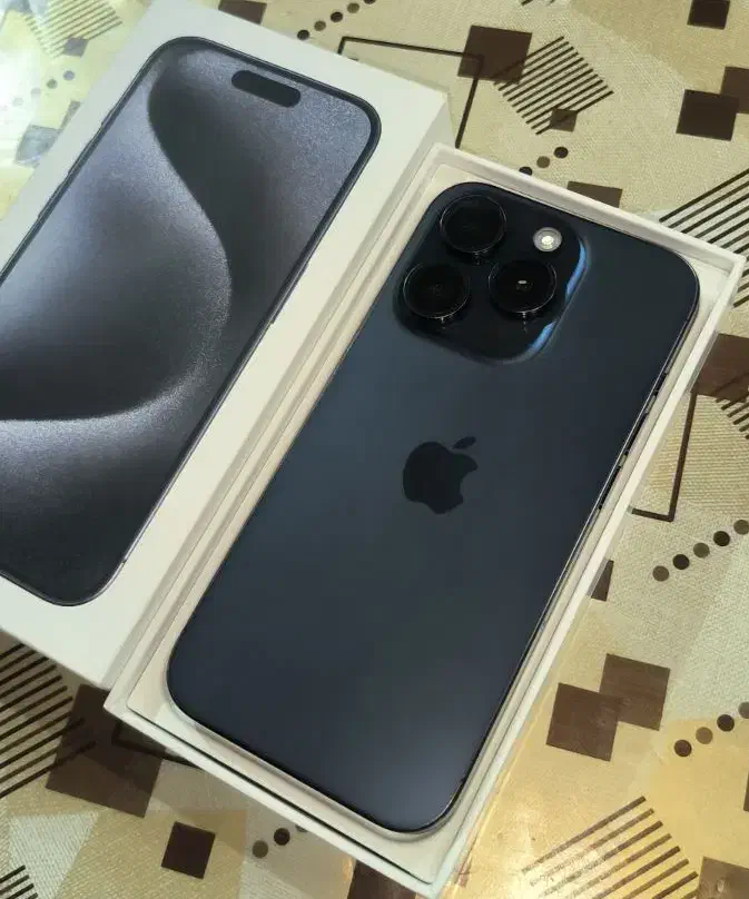 آیفون 15پرو و 13پرومکس|موبایل|زاهدان, |دیوار