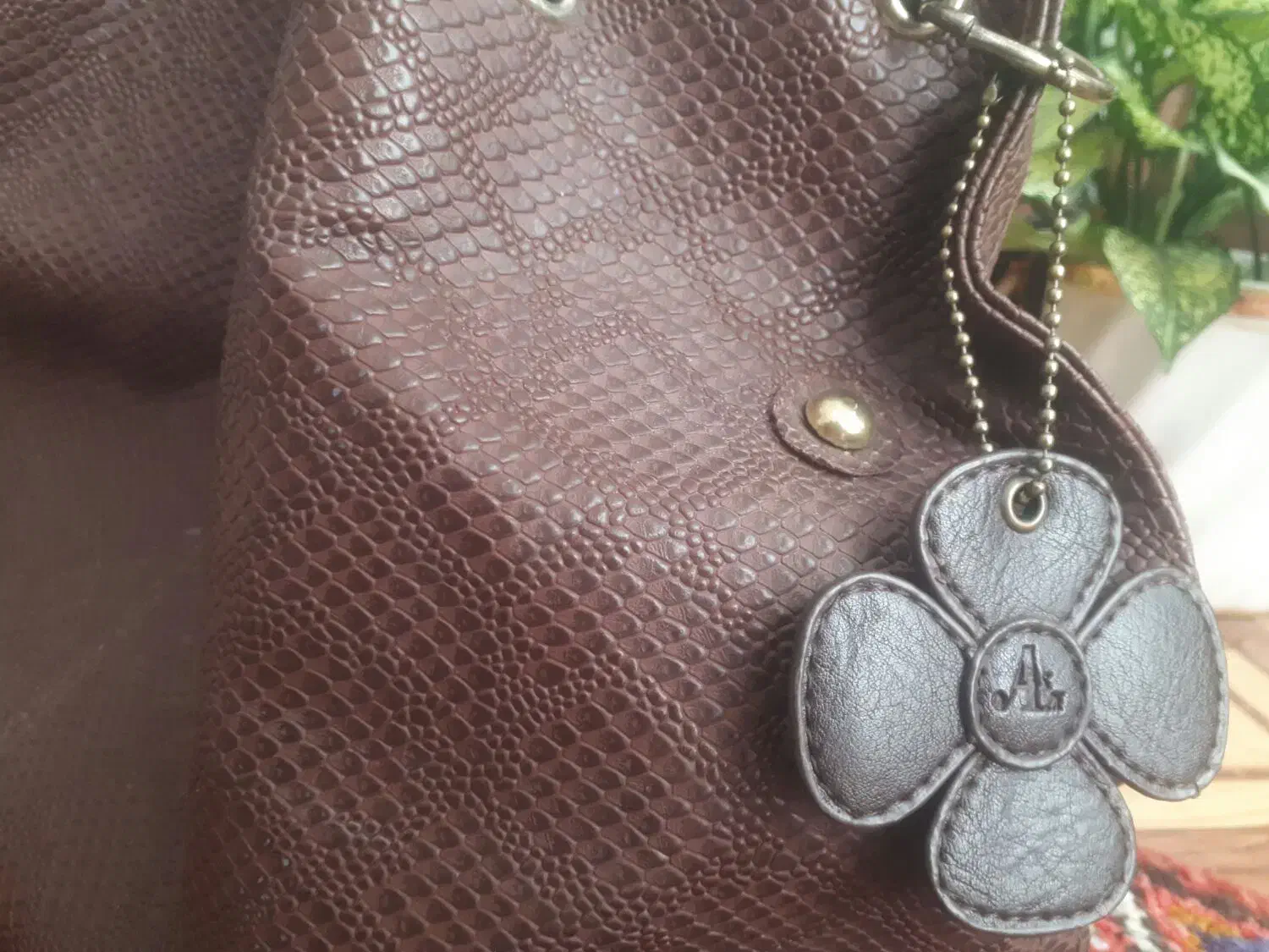 کیف جادار|کیف، کفش، کمربند|مراغه, |دیوار