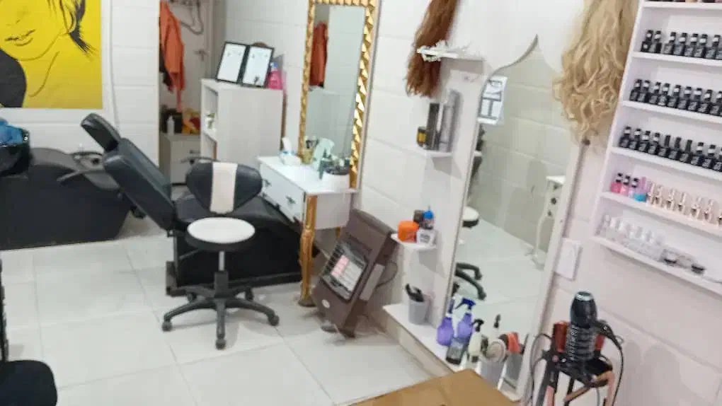 مغازه ۲۰ متری ایثارگران|اجارهٔ مغازه و غرفه|ساوه, |دیوار