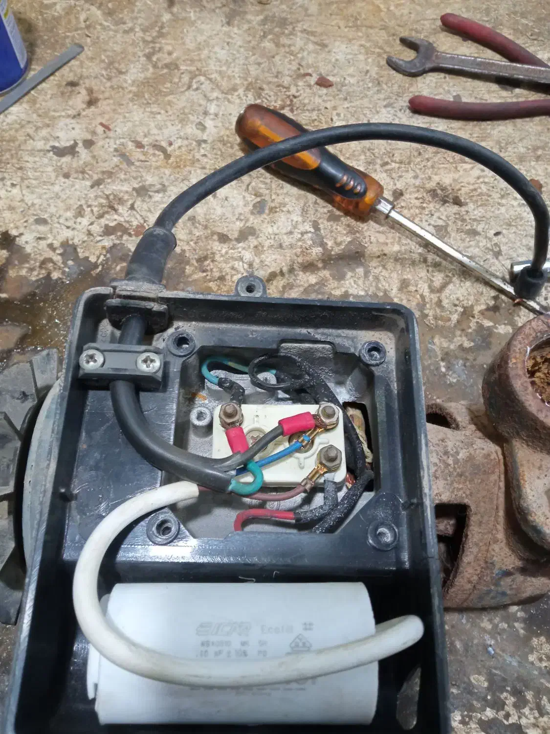 تعمیرات تخصصی پمپ آب خانگی|خدمات پیشه و مهارت|آبادان, |دیوار