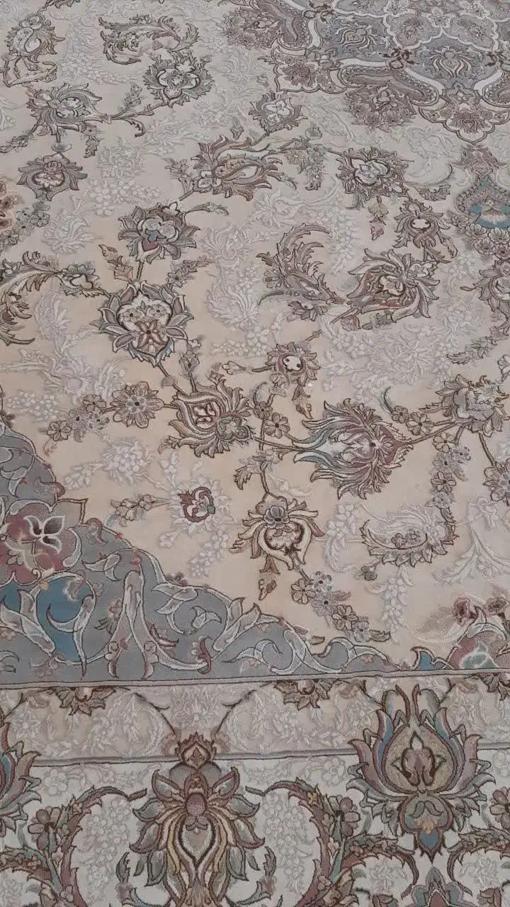 یه جفت فرش ۹ متری گل برجسته تراکم ۳۶۰۰|فرش|تهران, شهرک رضویه|دیوار