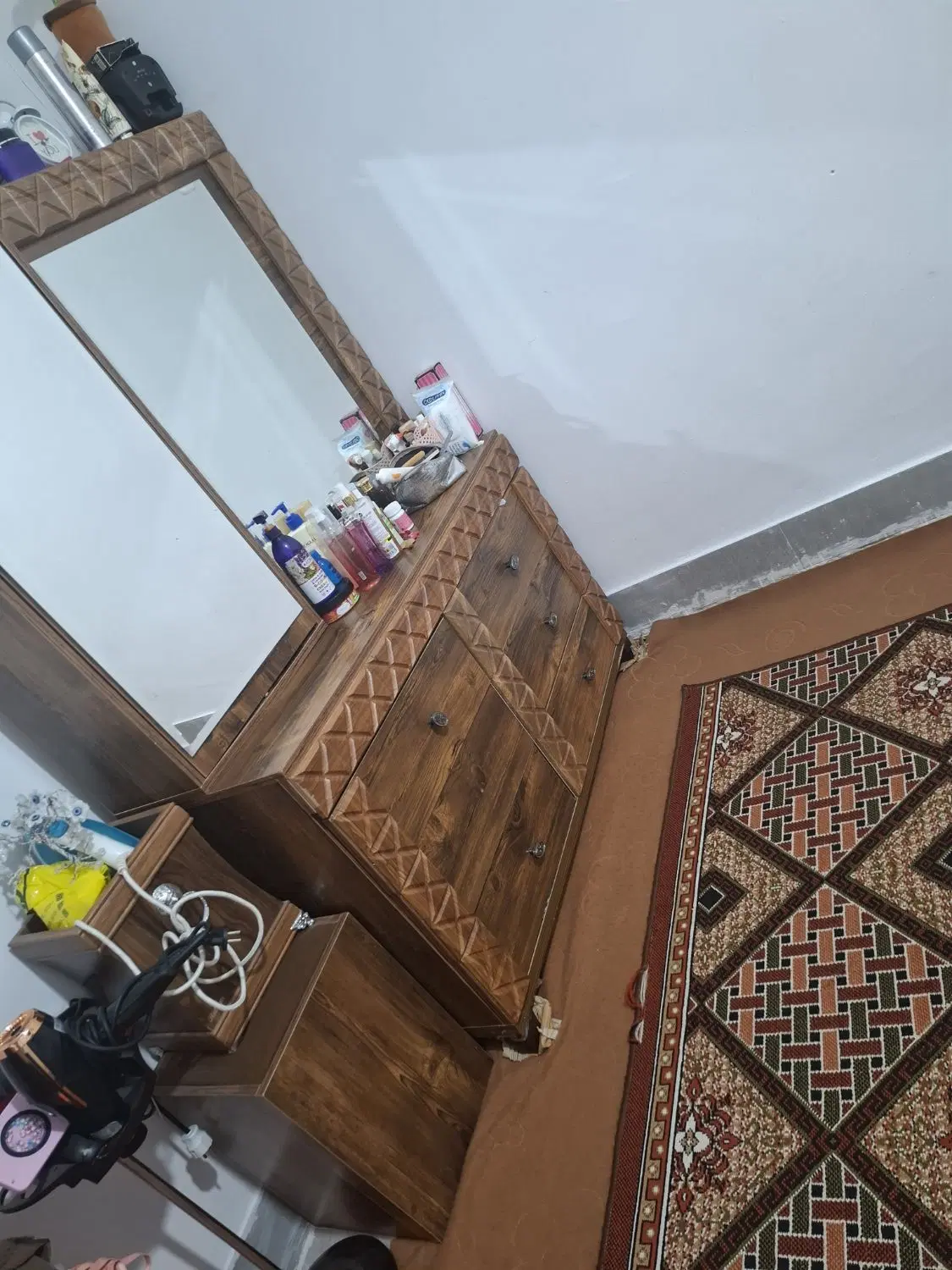 تخت..|تشک تختخواب|کوهدشت, |دیوار