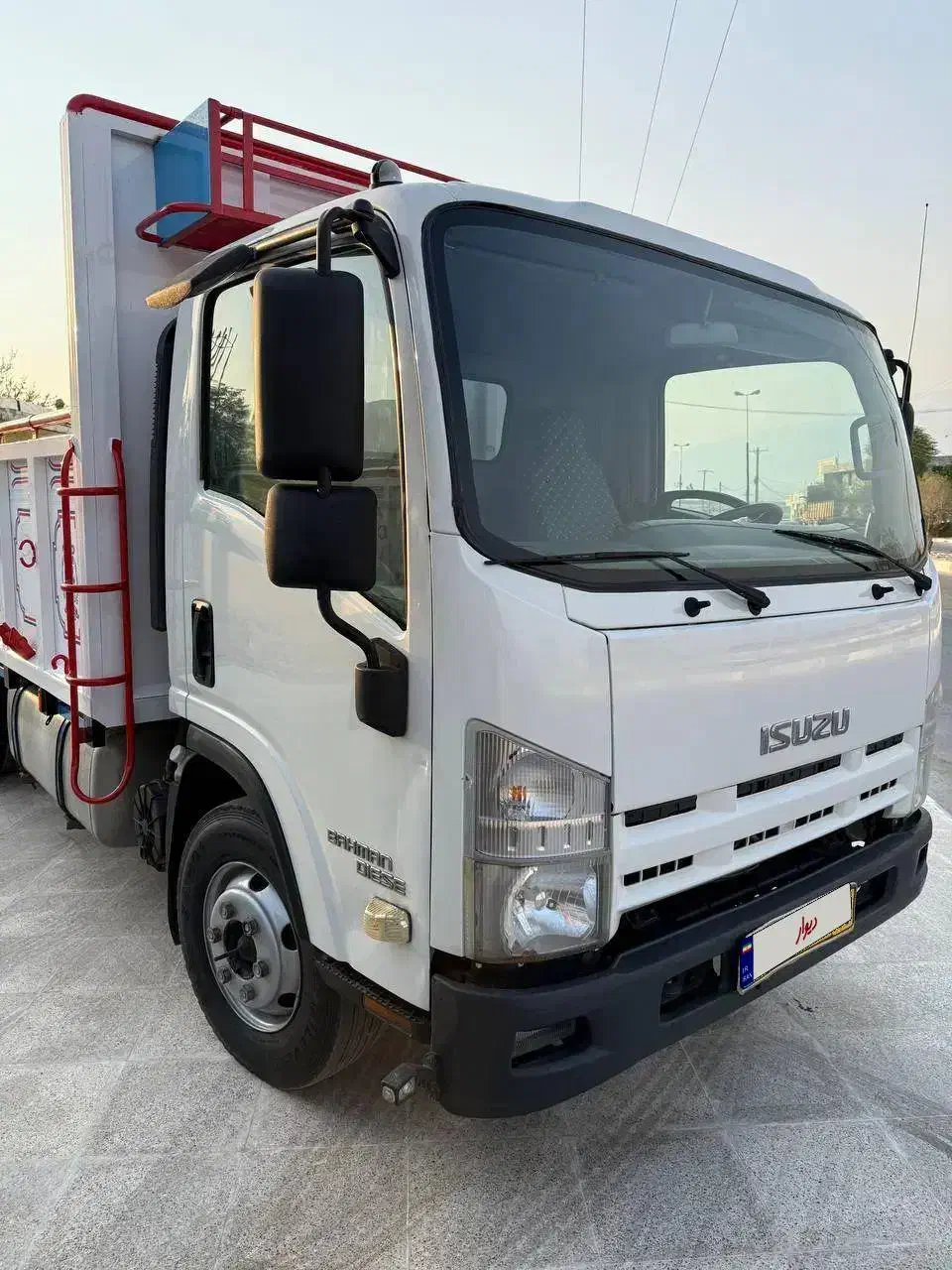 ایسوزو ۶ تن مدل ۱۳۹۵|خودرو سنگین|بندرعباس, |دیوار