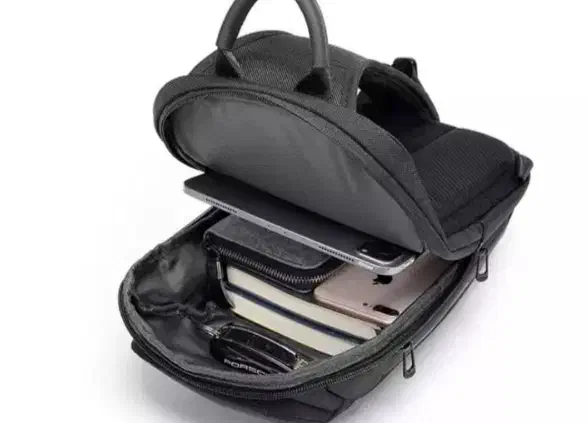 بادی بگ|کیف، کفش، کمربند|رشت, چله خانه|دیوار