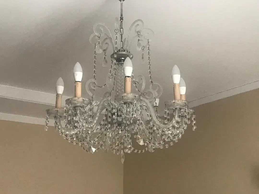 لوستر هشت شعله|لوستر و چراغ آویز|تهران, اختیاریه|دیوار