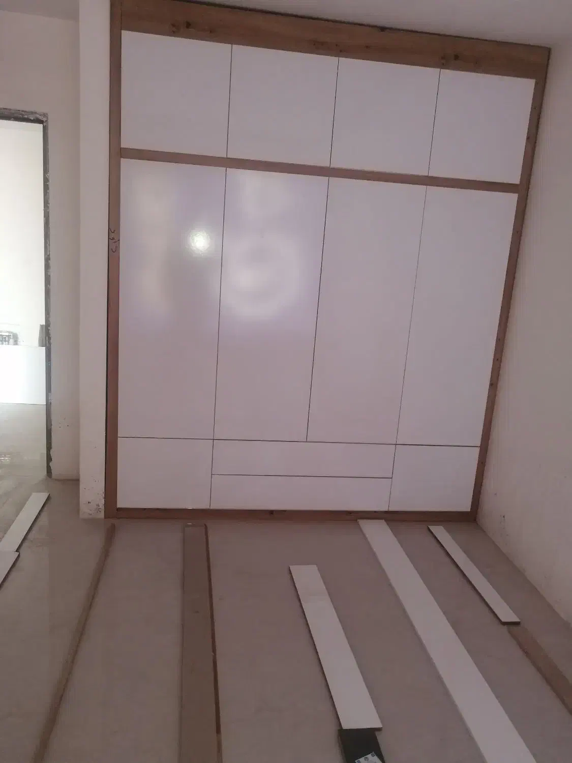 تعمیرات ونصب کابینت وکمددیواری ام دی اف، نصب قرنیز|خدمات پیشه و مهارت|نیشابور, کریم آباد|دیوار