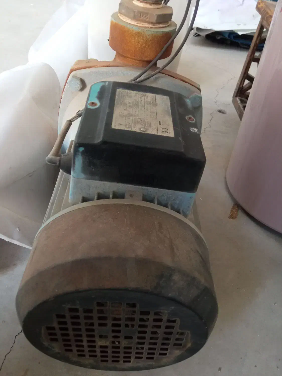 پمپ آب|مصالح و تجهیزات ساختمان|قم, انسجام|دیوار