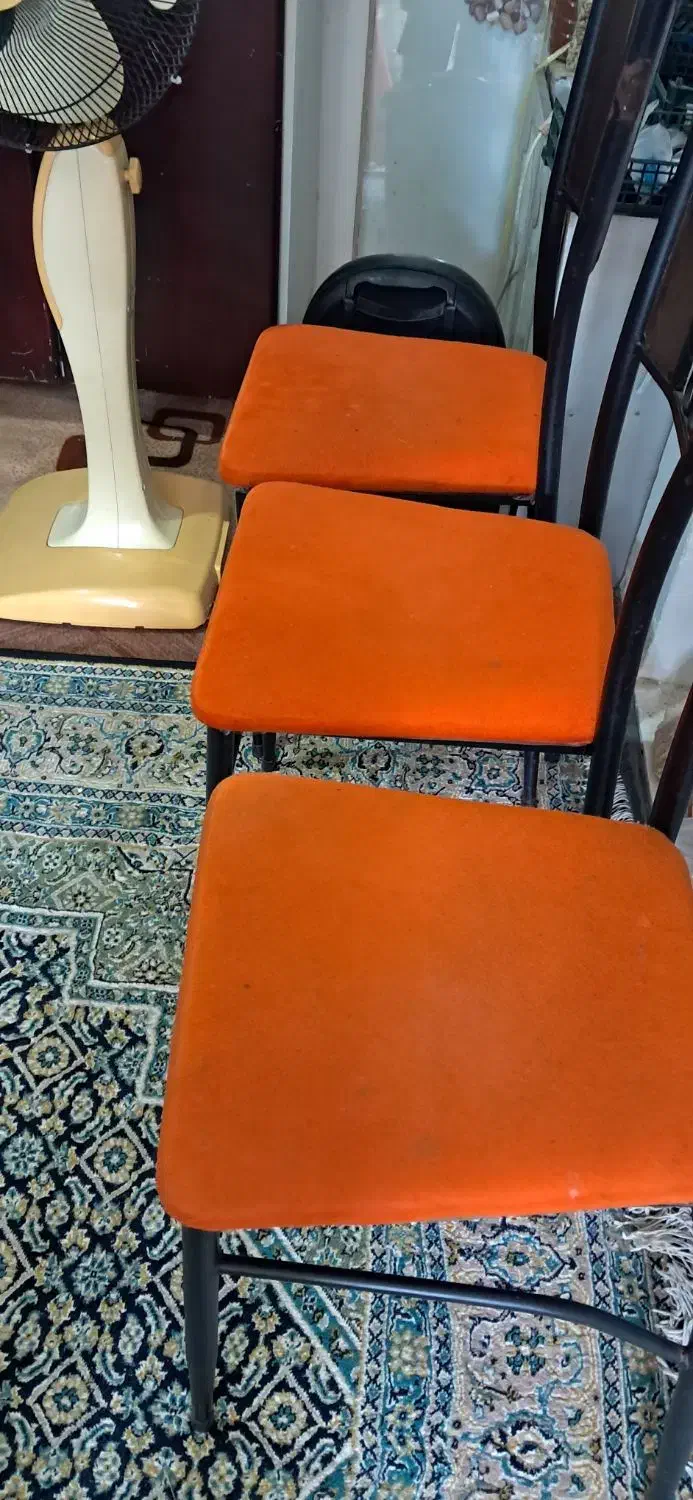 میز نهار خوری ۶ نفره بدون شیشه با ۴عدد صندلی|میز و صندلی غذاخوری|لاهیجان, مهرگان|دیوار