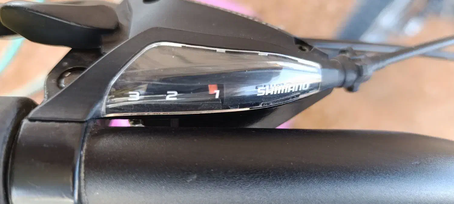 دوچرخه 26 ویوا|دوچرخه، اسکیت، اسکوتر|صدرا-فارس, فاز ۲|دیوار