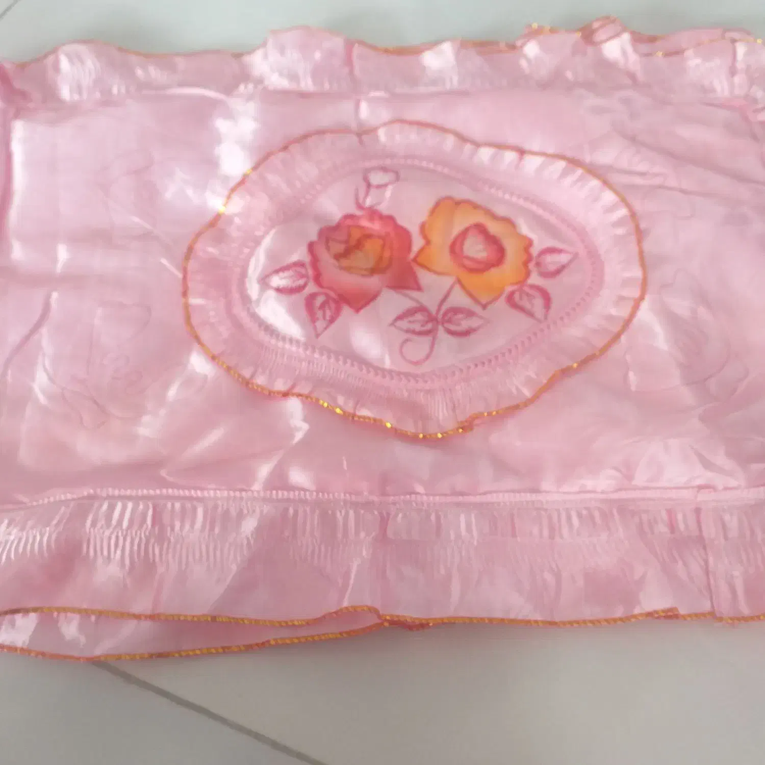 ۶ عدد روبالشتی|رختخواب، بالش، پتو|قروه, |دیوار