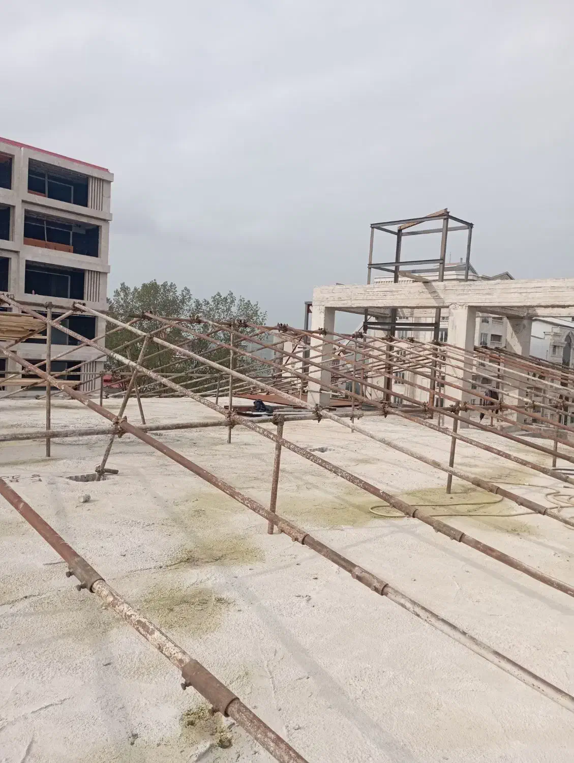 استخدام نیروی فنی در پروژه ساختمانی بندرانزلی|استخدام معماری، عمران و ساختمانی|بندر انزلی, پاسداران|دیوار