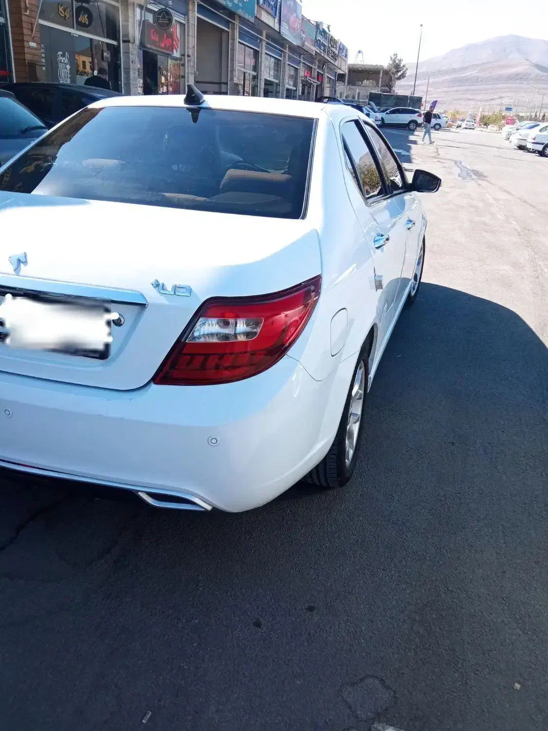 دنا پلاس توربو شش دنده دستی مدل 402 ساندرف دار|خودرو سواری و وانت|فولادشهر, C4|دیوار