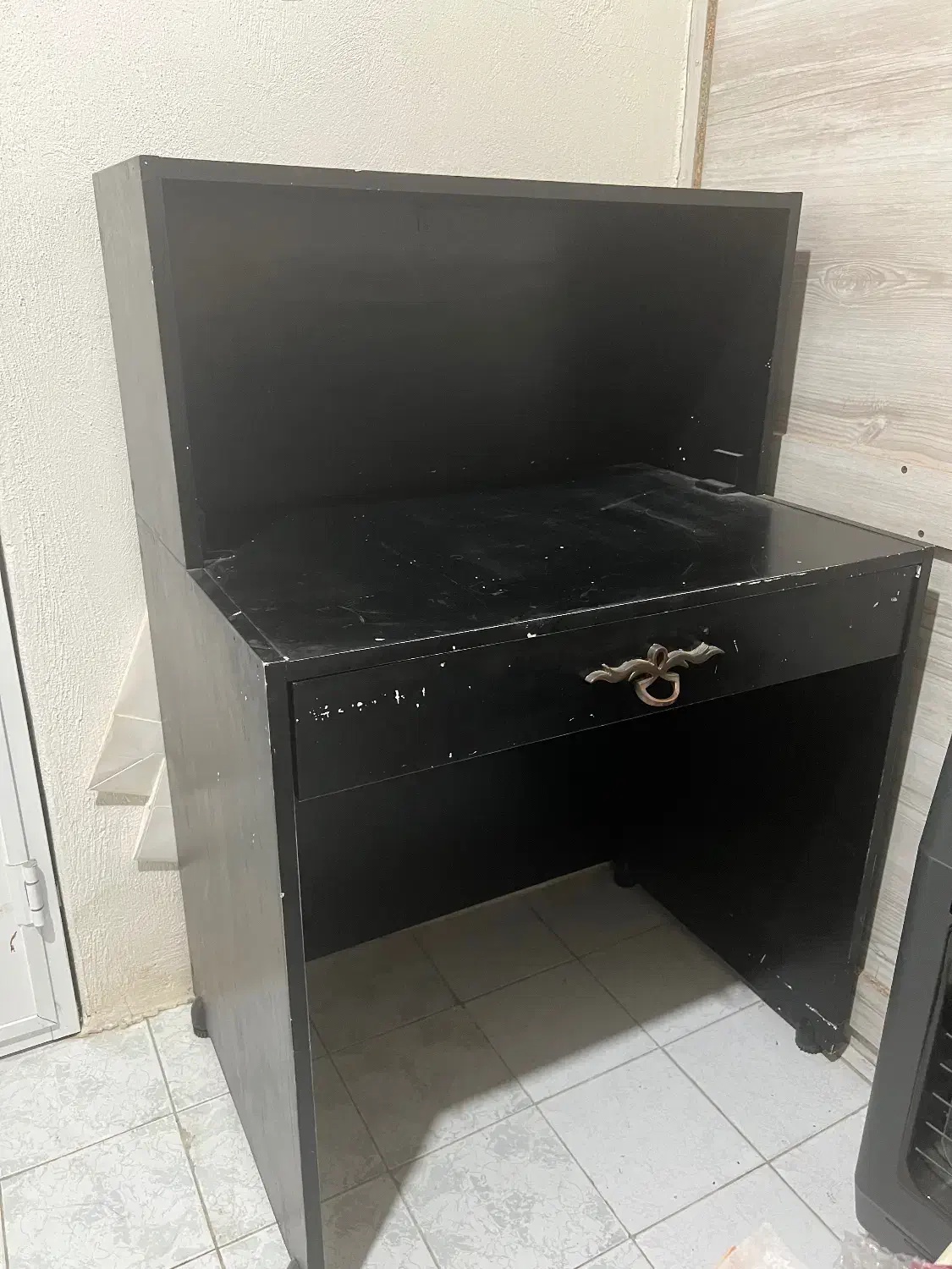 میز منشی یا میز تحریر|میز تحریر و کامپیوتر|شاهین‌شهر, فردوسی|دیوار