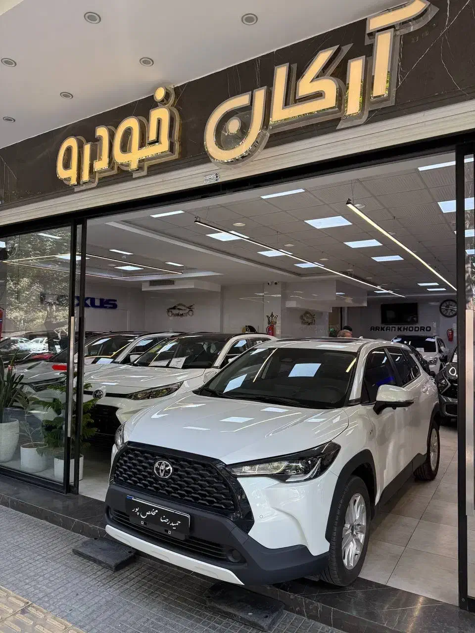 کرولا کراس 2024 با اپشن اضافه|خودرو سواری و وانت|اصفهان, باغ کاران|دیوار