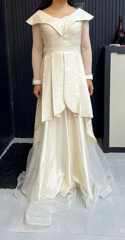 ماکسی مجلسی|لباس|پرند, فاز ۲|دیوار