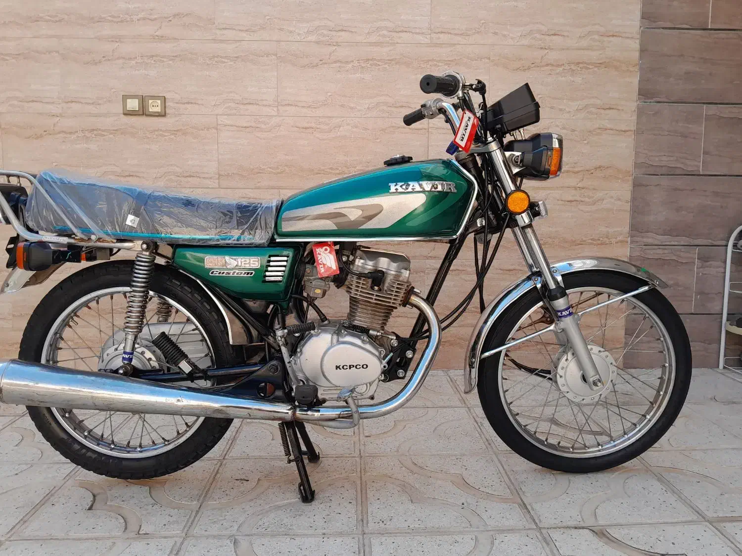 کویر ۱۲۵ عتیقه مدل ۸۶|موتورسیکلت|رامند, |دیوار