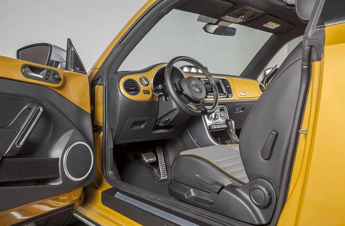 Beetle Cabriolet Dune 2018|خودرو سواری و وانت|تبریز, |دیوار