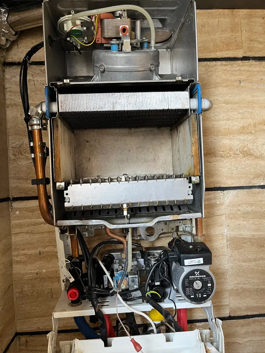 تعمیرات پکیج های دیواری و ابگرم کن|آبگرمکن، پکیج، شوفاژ|شهریار, شهریار|دیوار