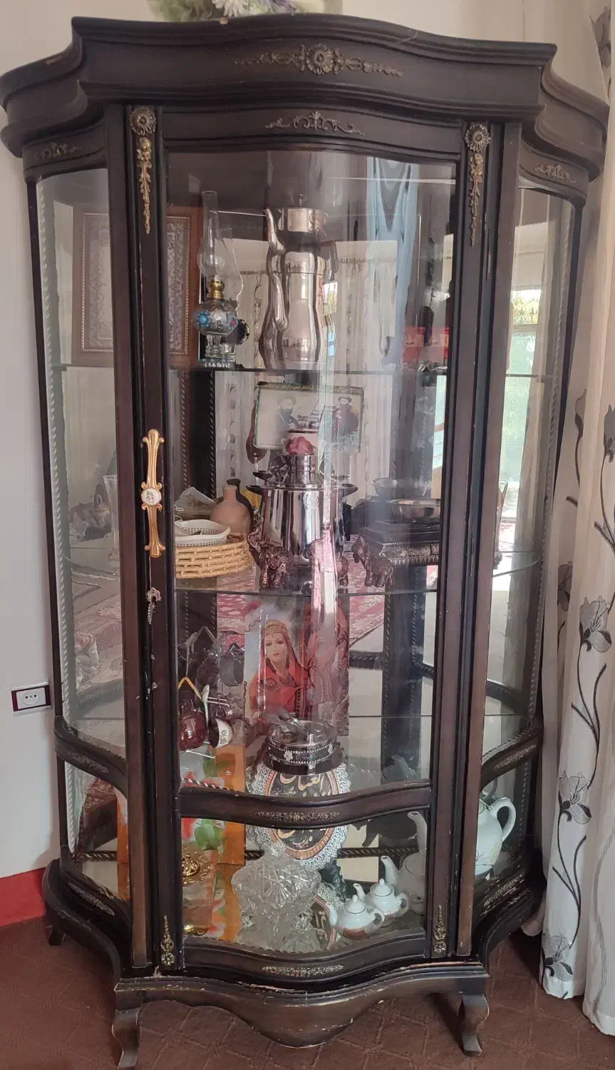 بوفه|بوفه، ویترین، کنسول|شوط, |دیوار