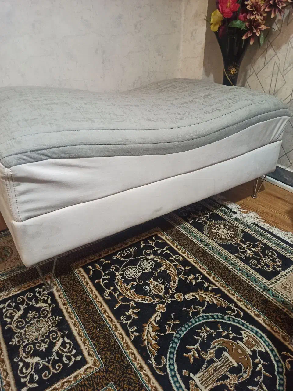 کاناپه|مبلمان خانگی و میز عسلی|رشت, چمارسرا|دیوار