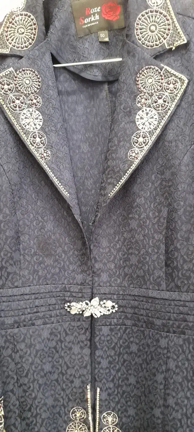 مانتو وشلوار سنگ دوزی شده سایز ۵۰|لباس|تهران, امیریه|دیوار