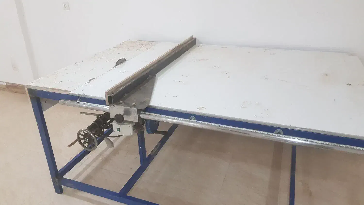 دستگاه برش و زاویه زن نجاری|ماشینآلات صنعتی|قزوین, |دیوار