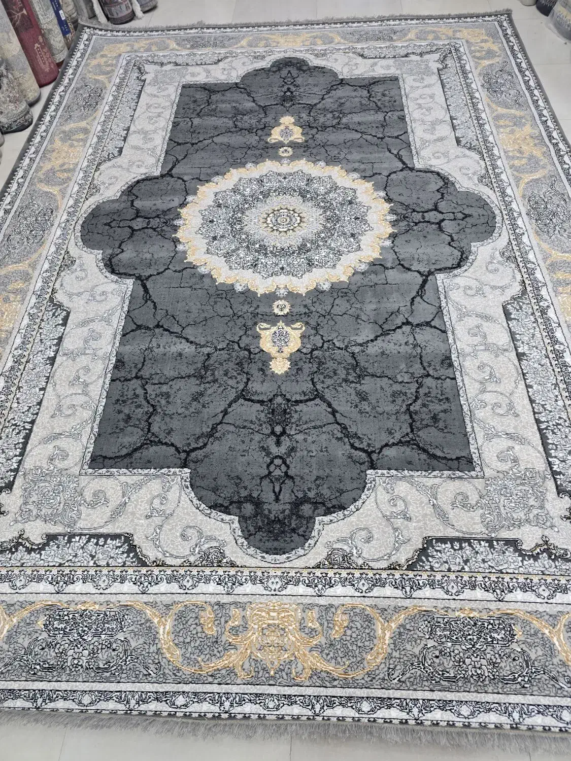 فرش ۱۲متری خاص پسند|فرش|زاهدان, |دیوار