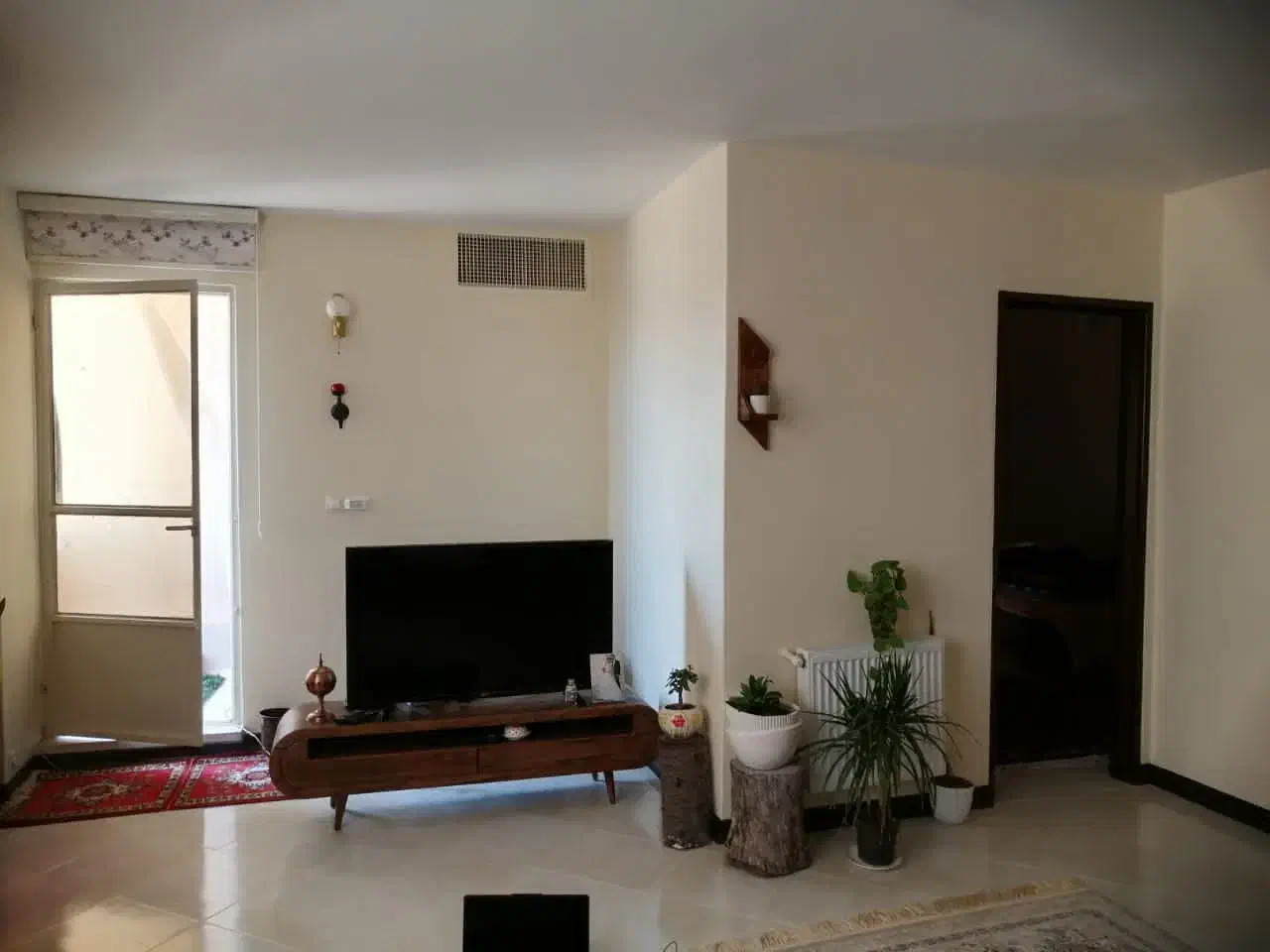 رهن ساختمان|اجارهٔ آپارتمان|صدرا-فارس, فاز ۱|دیوار