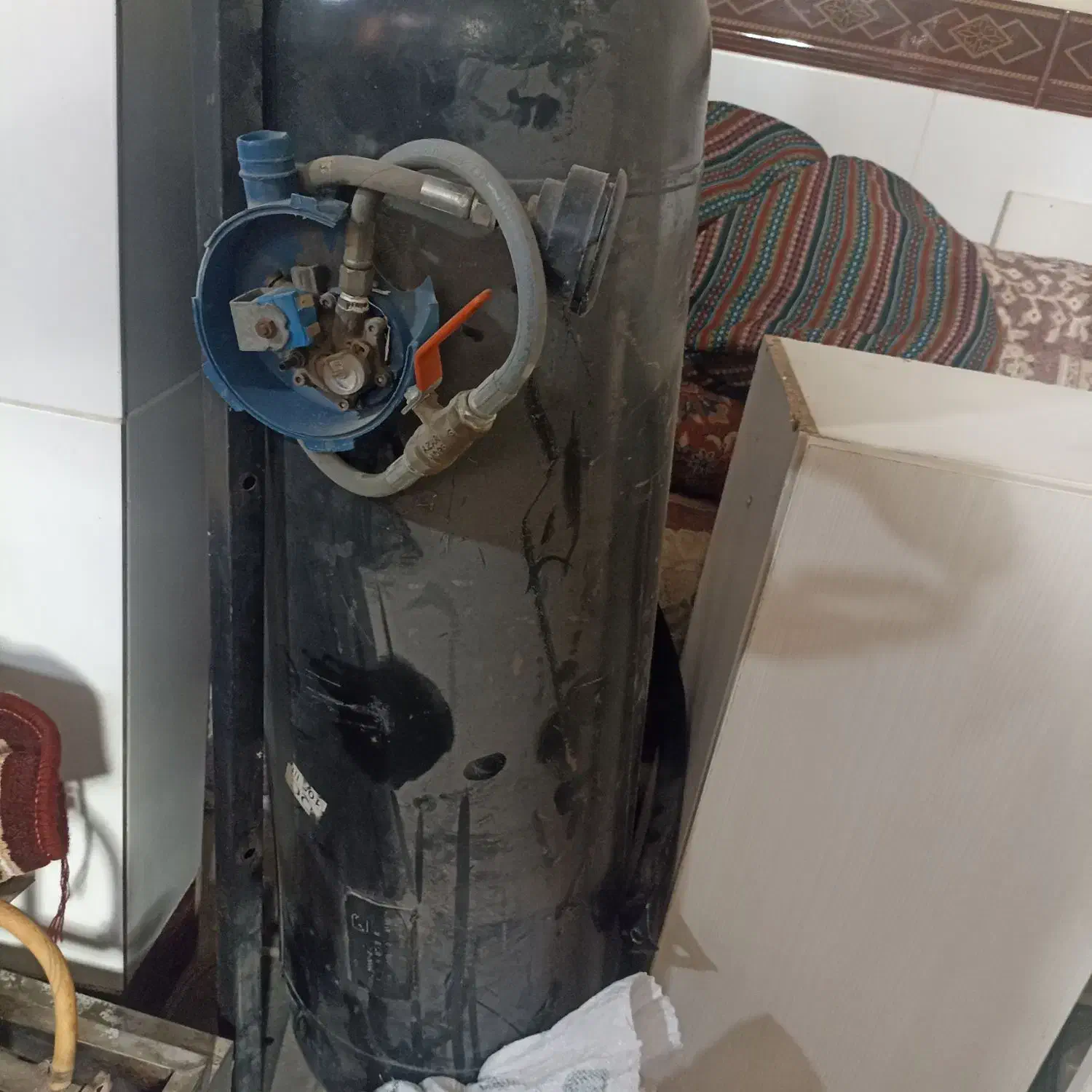 ال پی چی|عمده‌فروشی|آبیک, |دیوار