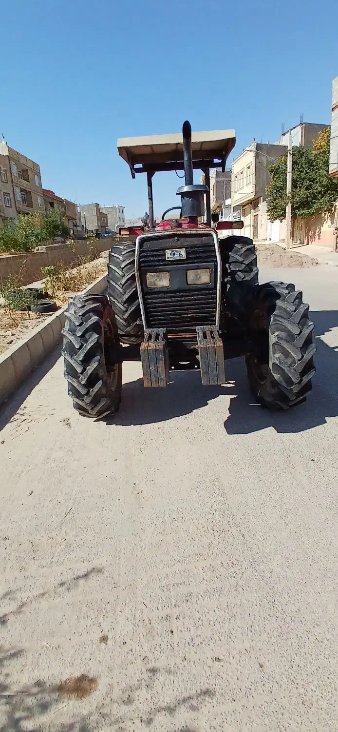 تراکتور ۴هزارتا کار فابریک|خودرو سنگین|قیدار, |دیوار