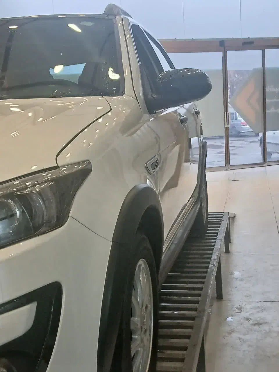 اطلسGفول،سانروف دار،مدل دی ماه 1403|خودرو سواری و وانت|اصفهان, عاشق‌آباد|دیوار