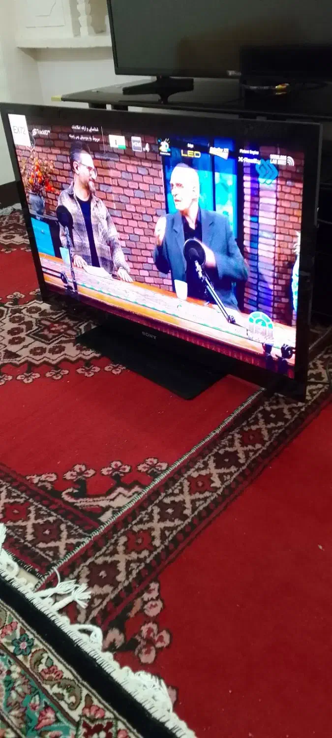 تلویزیون ال|تلویزیون و پروژکتور|شیروان (لرستان), |دیوار