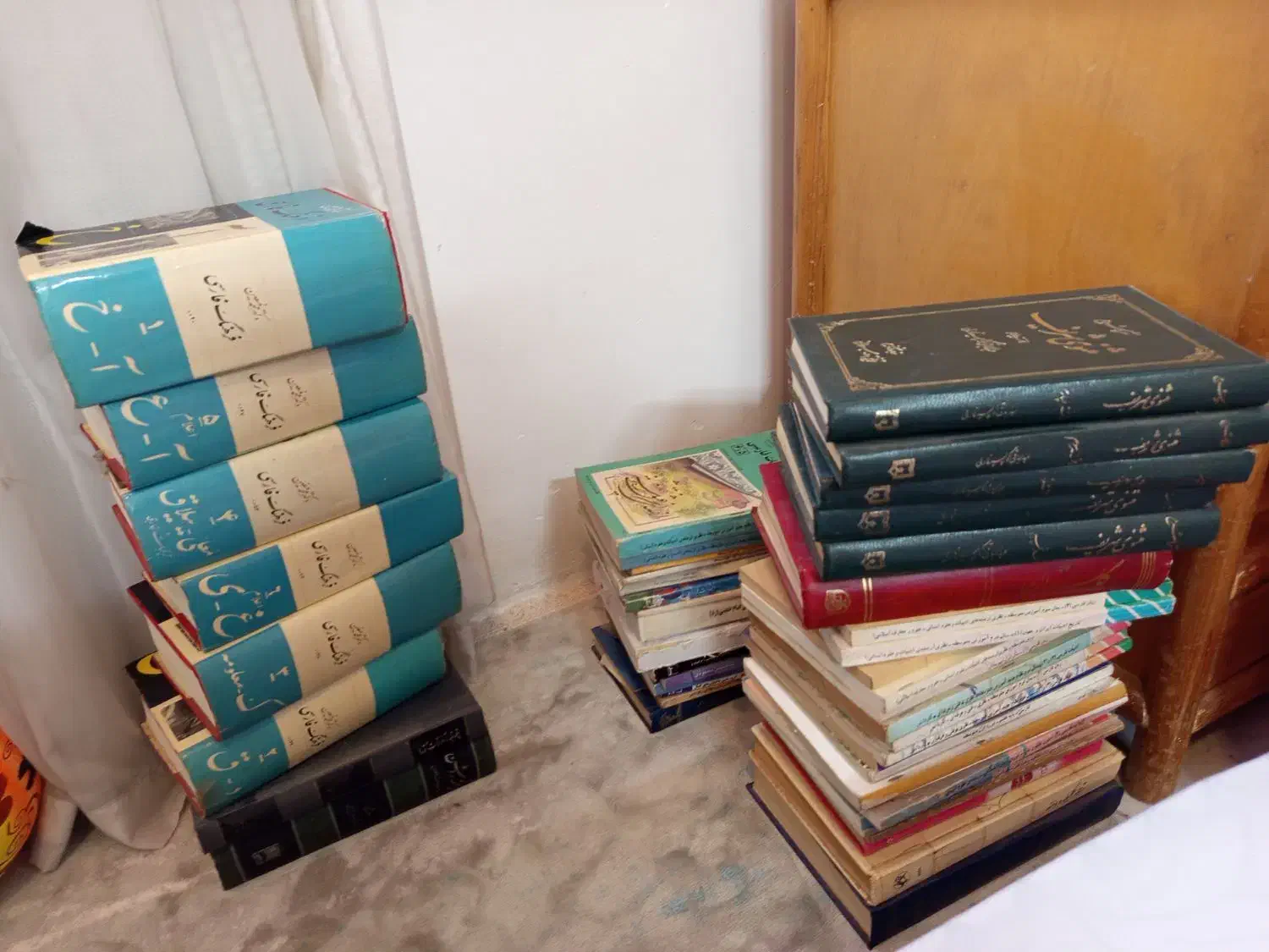 فروش مجموعه نفیس کتاب ادبی تاریخی|کتاب و مجله آموزشی|آمل, |دیوار