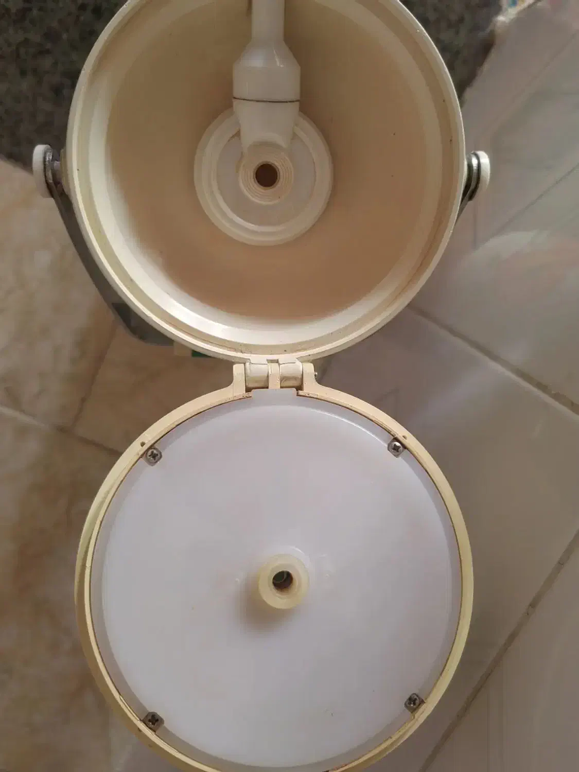 فلاسک|ظروف نگهدارنده، پلاستیکی، یکبارمصرف|کرمان, |دیوار