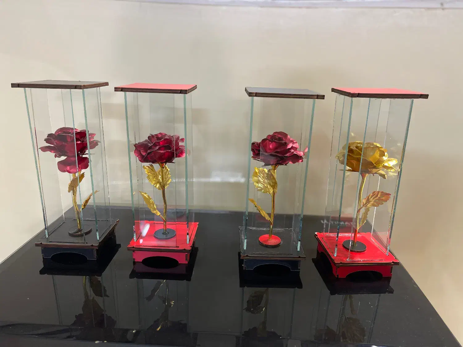 گل رز جاودان مصنوعی|گل مصنوعی|قم, سالاریه|دیوار