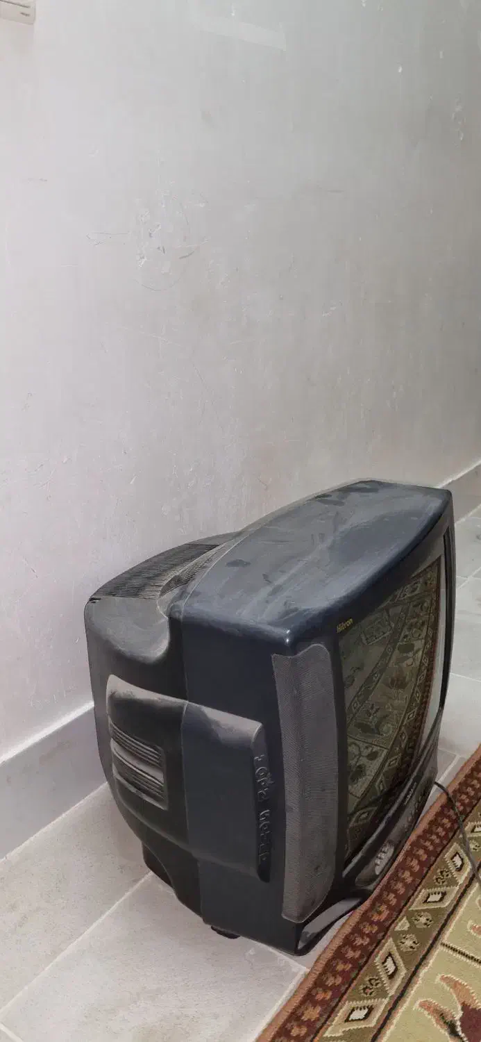 تلوزیون|تلویزیون و پروژکتور|آران و بیدگل, |دیوار