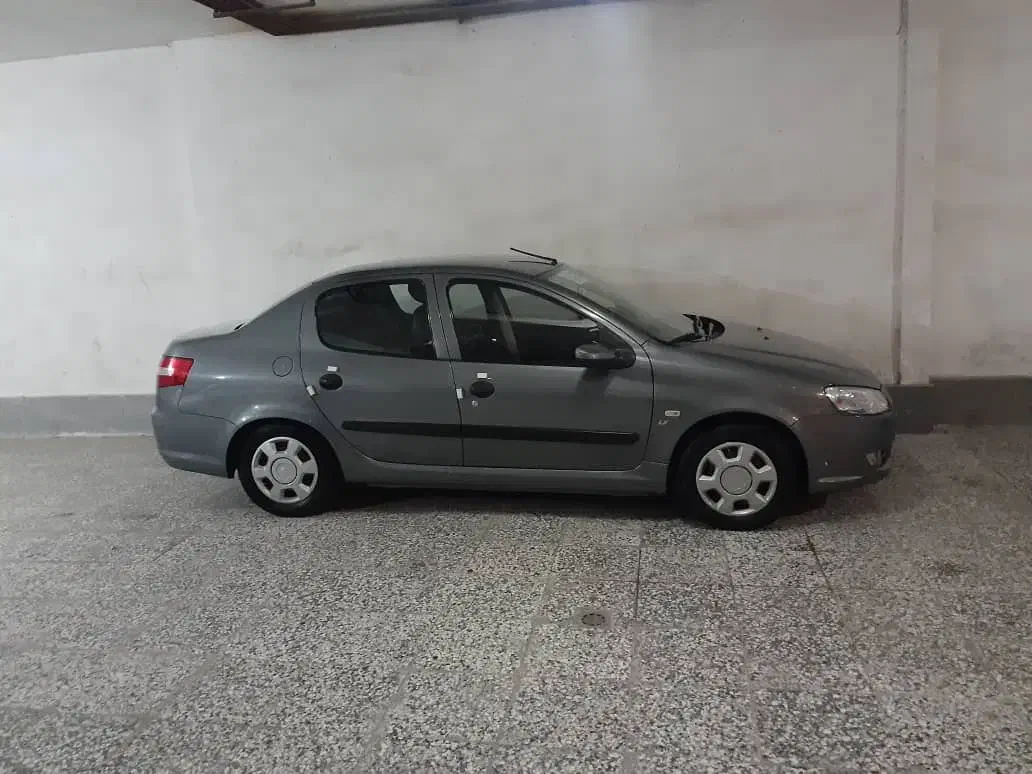 رانامدل۹۸بسیارکم کار|خودرو سواری و وانت|مشهد, کوی المهدی|دیوار