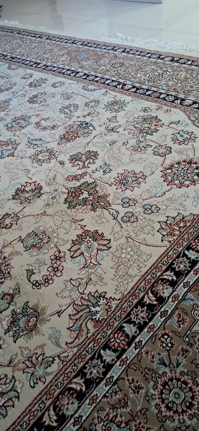 فرش ماشینی ۱۲متری در حد نو|فرش|سمنان, |دیوار