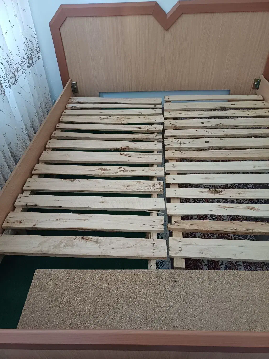 تخت خواب دو نفره|تخت و سرویس خواب|قروه, |دیوار