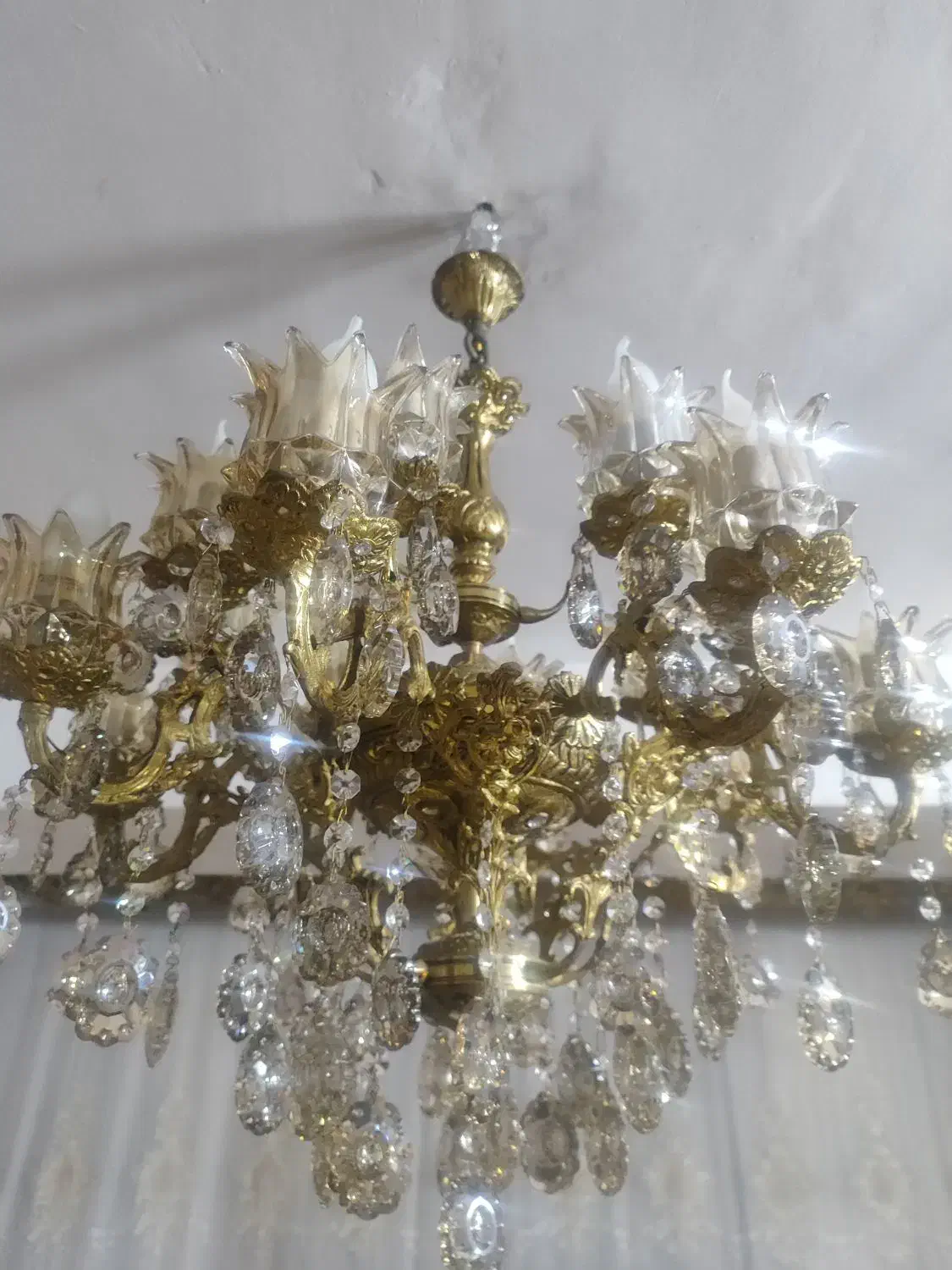 لوستر برنجی|لوستر و چراغ آویز|رباط‌کریم, مسکن مهر آبشناسان|دیوار