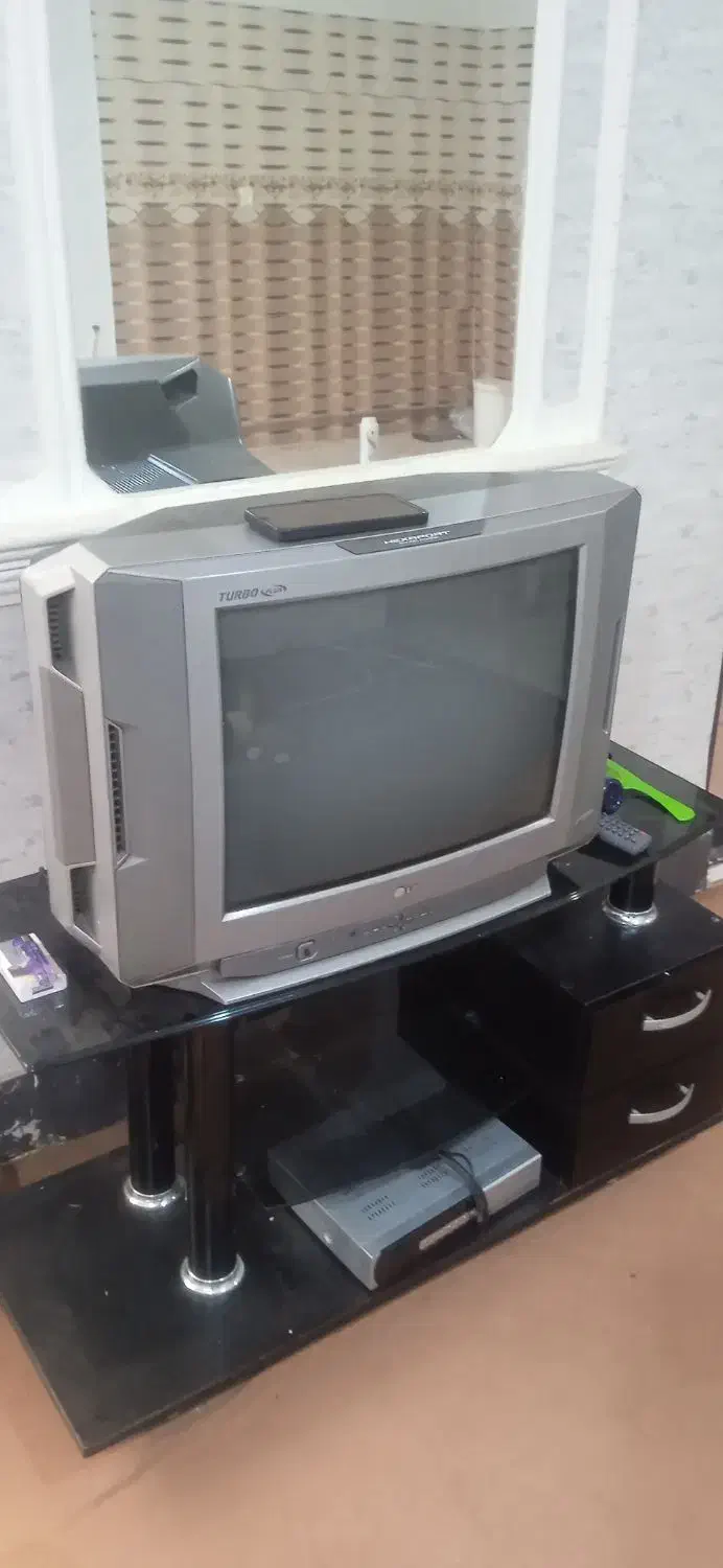 تلویزیون|تلویزیون و پروژکتور|باسمنج, |دیوار