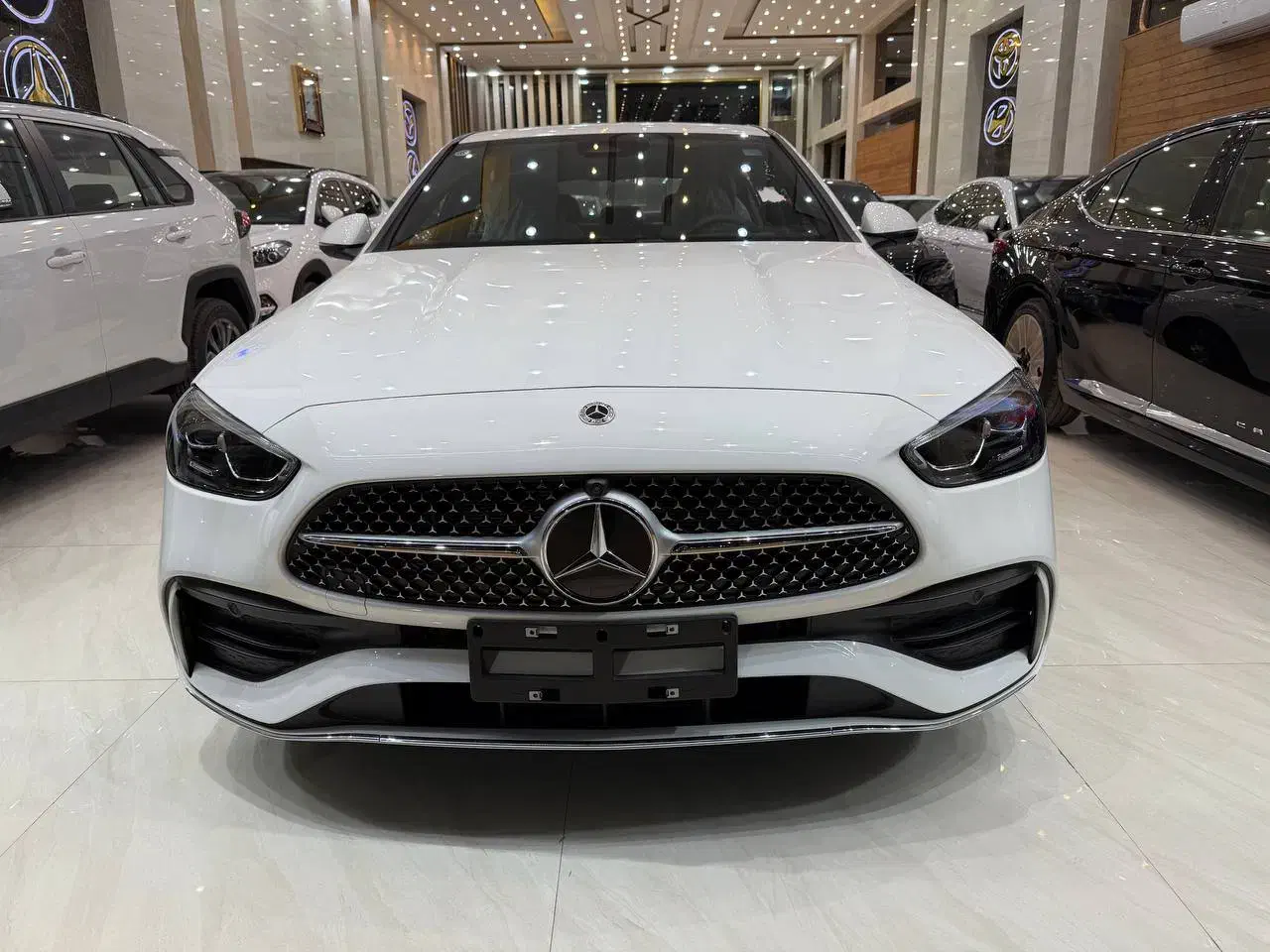 مرسدس بنز c200 مدل ۲۰۲۵|خودرو سواری و وانت|شاهین‌شهر, گزبرخوار|دیوار