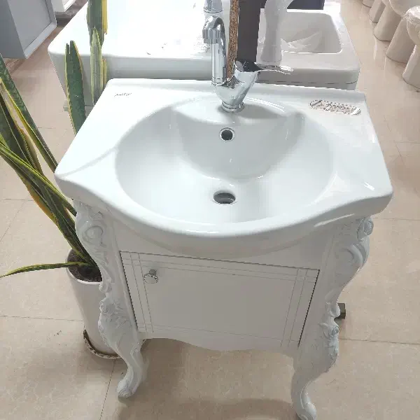 روشویی پایه دار ابعاد بزرگ|لوازم سرویس بهداشتی|یزد, |دیوار