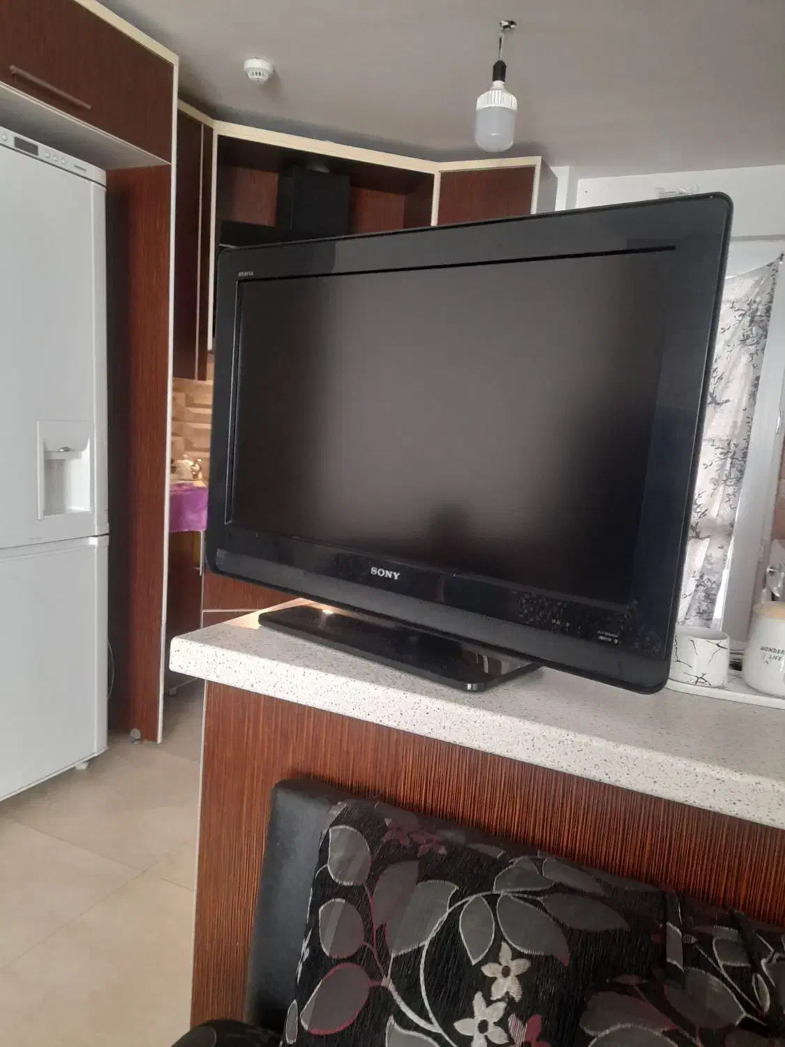 ال سی دی ۳۷ اینچ مارک سونی کاملا سالم|تلویزیون و پروژکتور|پرند, فاز ۳|دیوار