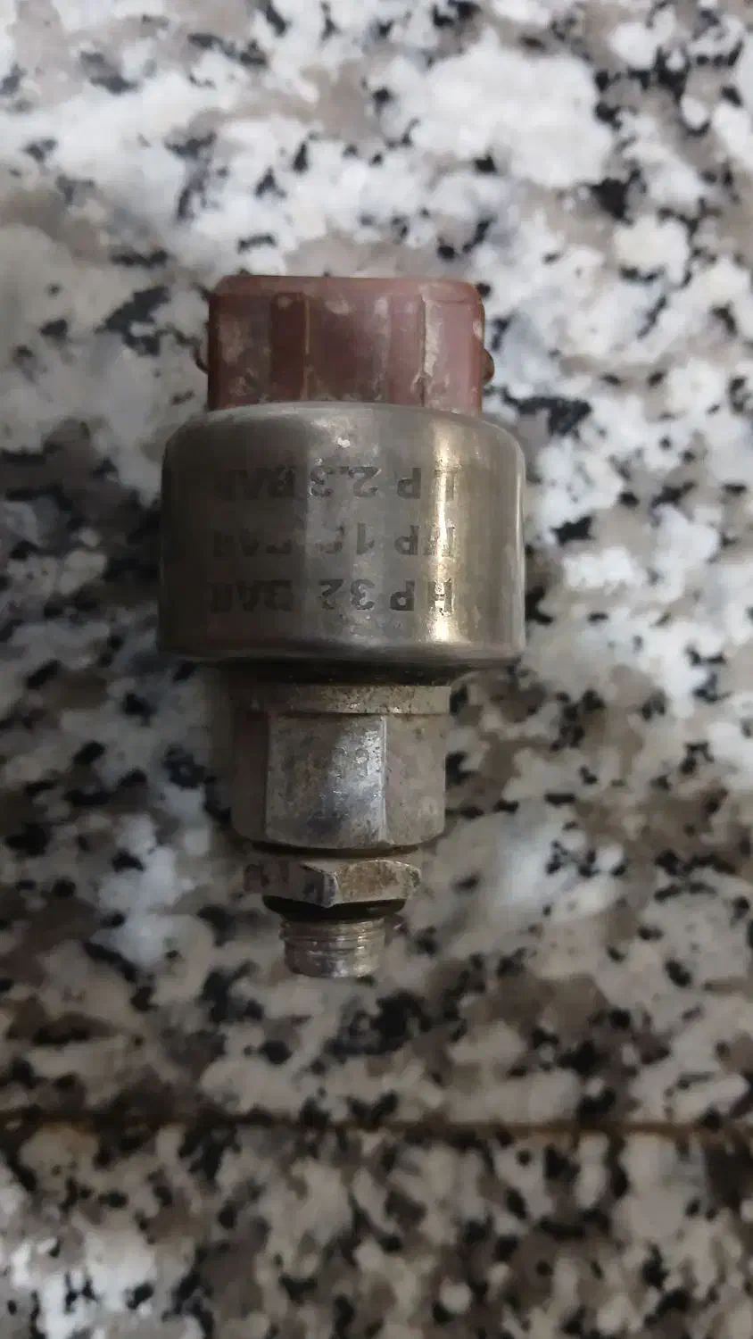 کلید سه کاره کولر ۴۰۵ *۲۰۶اصلی|قطعات یدکی و لوازم جانبی|نگین شهر, |دیوار