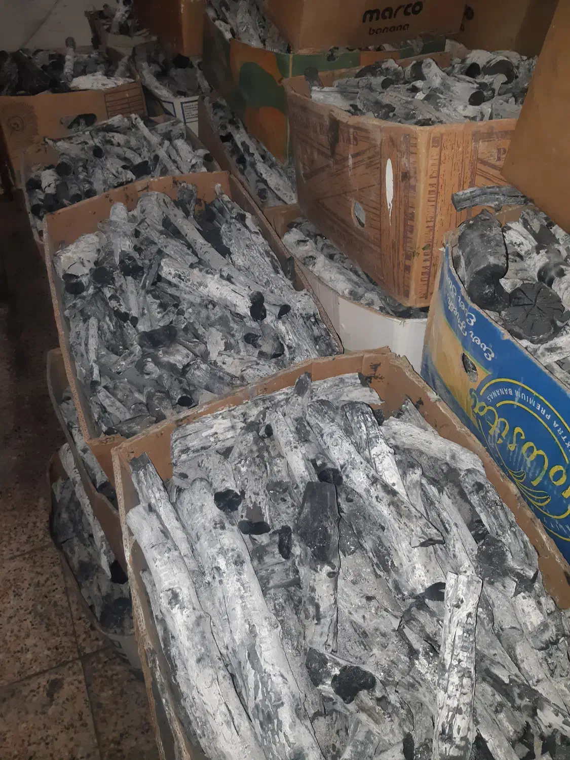 ذغال پسته قلیونی قلم سفید|عمدهفروشی|خمینیشهر, |دیوار