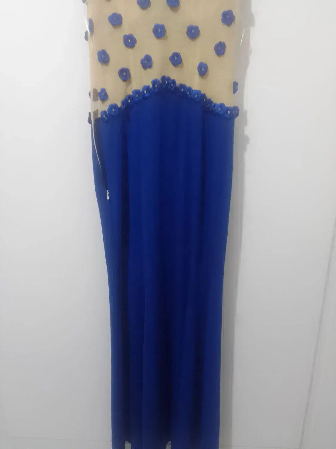 پیراهن مجلسی آبی کاربنی با گل های برجسته|لباس|تربتحیدریه, رضاشهر|دیوار