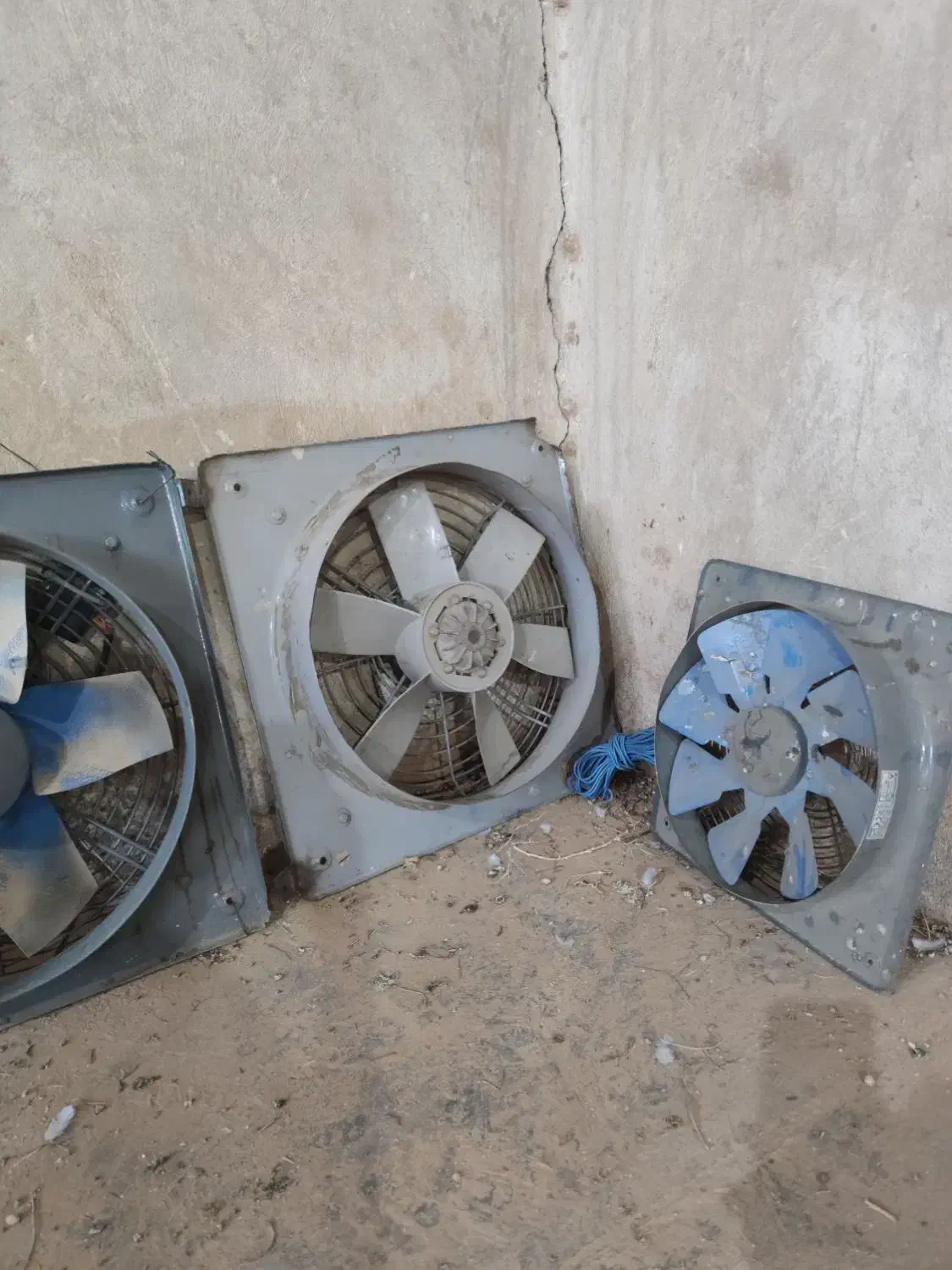 هواکش صنعتی و خانگی|پنکه و تصفیه‌کنندهٔ هوا|خمین, |دیوار