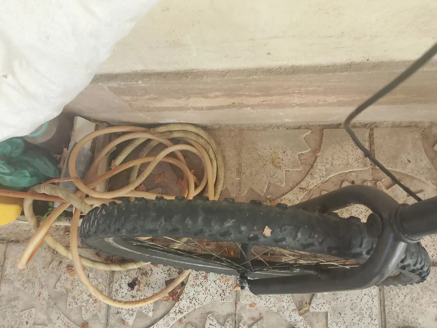 دوچرخه|دوچرخه، اسکیت، اسکوتر|کوهسار (البرز), |دیوار